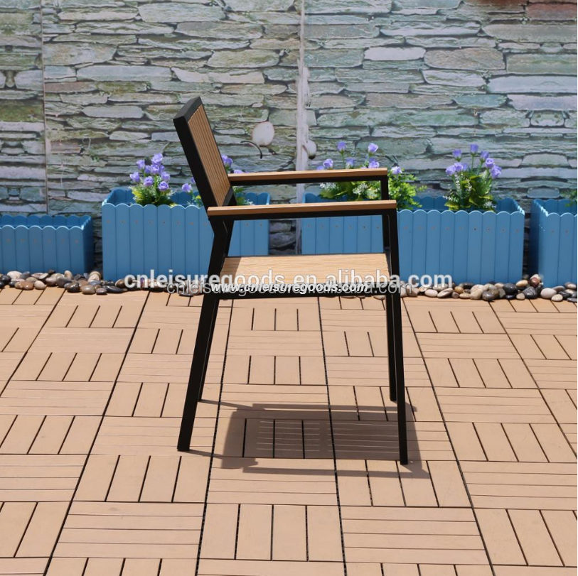 Uplion Outdoor Coffee Table And Chair